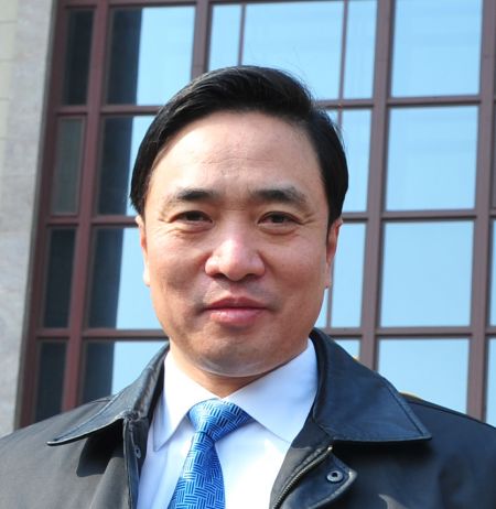 全國人大代表、中國移動廣東公司總經(jīng)理徐龍