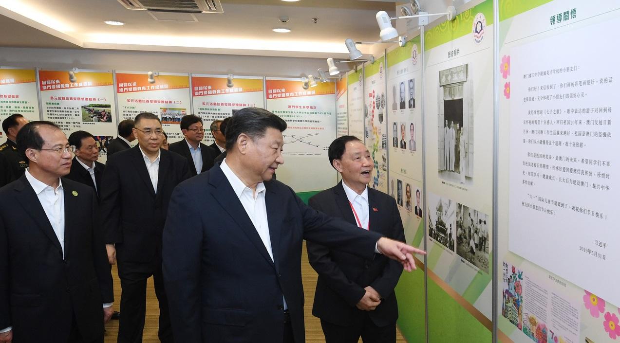 l_2_Large.jpg l_2_Large.jpg