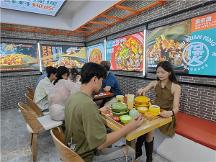 炊小煲一人食，有菜有飯還有湯，經(jīng)濟(jì)實(shí)惠，好吃不貴！