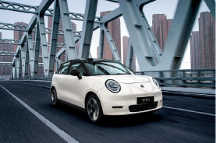 釔為3內(nèi)置15.6英寸大屏 超長續(xù)航505km