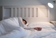 人越老，覺(jué)越少？東寶床墊守護(hù)中老年人睡眠