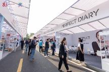 華南策劃天后侯歌受邀廣州國際美妝周分享爆品趨勢