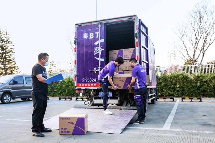 大件快遞用什么物流？安全可靠快速送達(dá)首選跨越